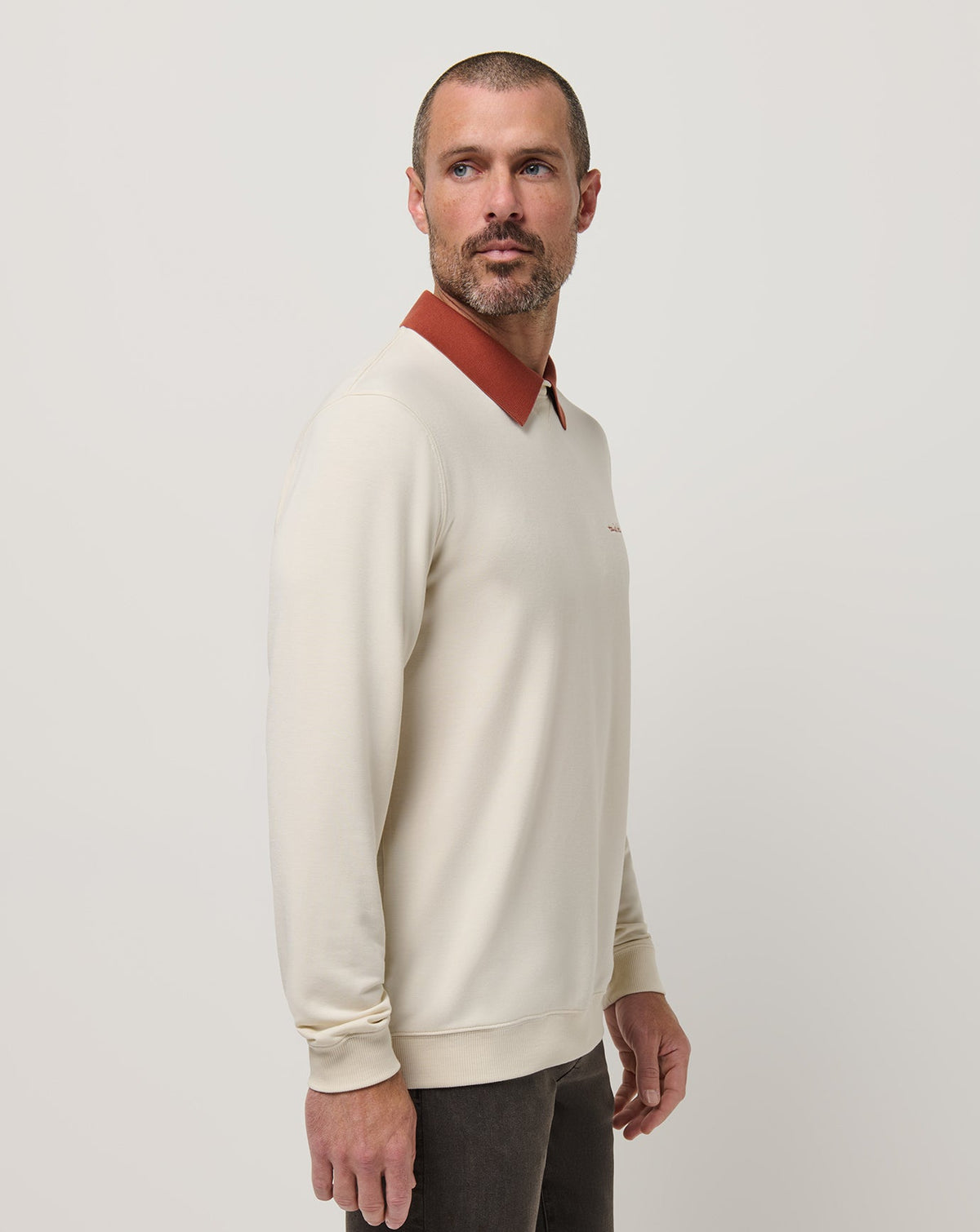 Amenities Collar Crew Birch | Travis Mathew Recommended